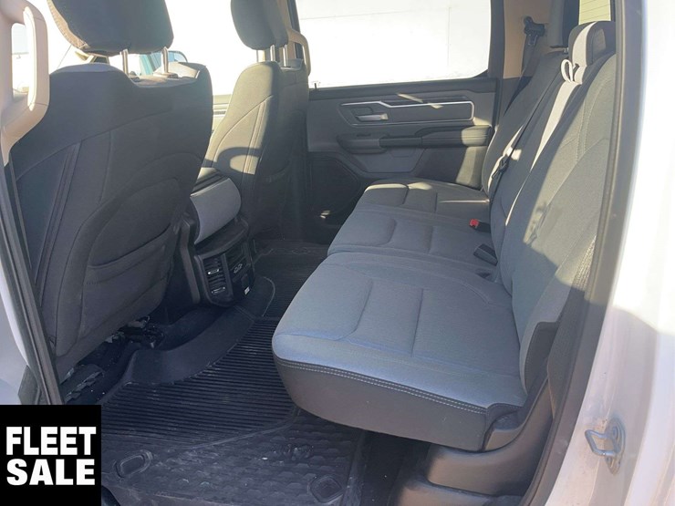 2019-dodge-1500-image-15