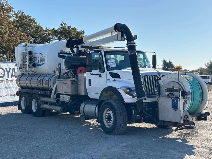 2012-international-workstar-7500-image-2