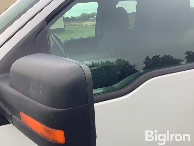 2012-ford-f150-xlt-image-16