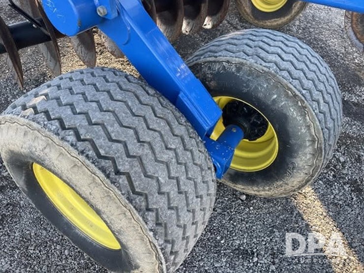 2013-landoll-6230-33-image-9