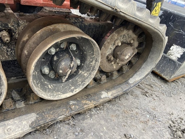 2020-ditch-witch-sk800-image-14