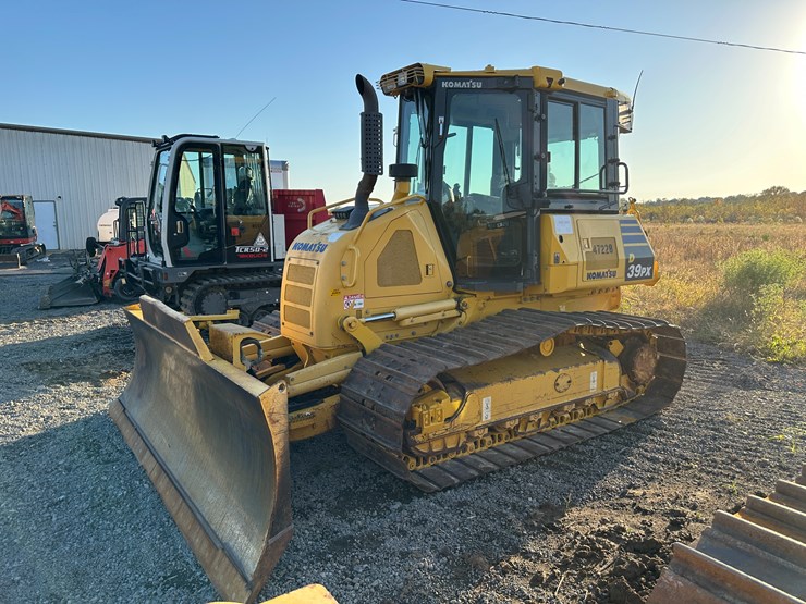 #32837-•-komatsu-39px-crawler-dozer-km10d130kka096648-image-1