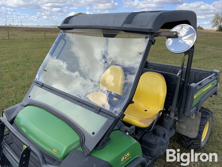 2014-john-deere-gator-image-14