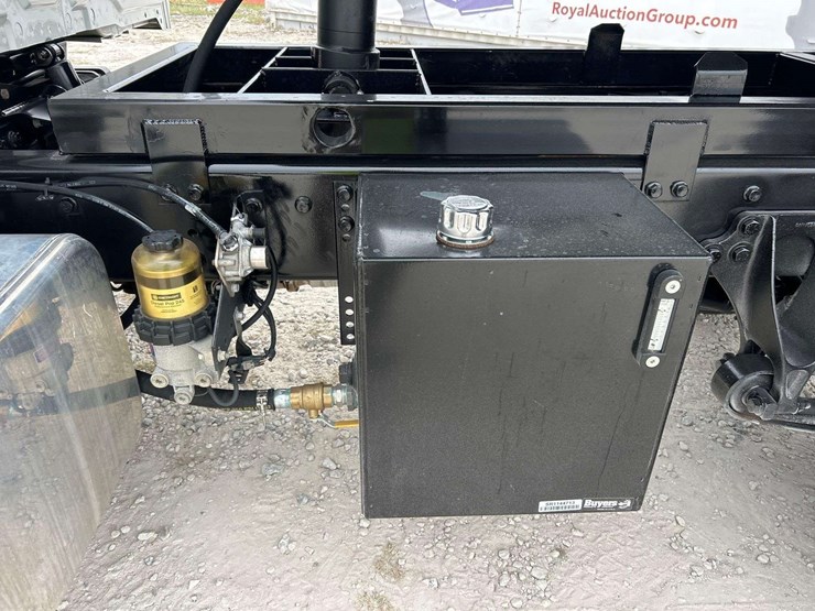 2021-international-mv607-image-28