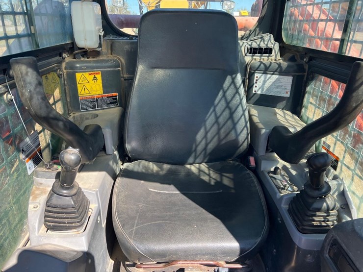 2015-kubota-svl75-2-image-22