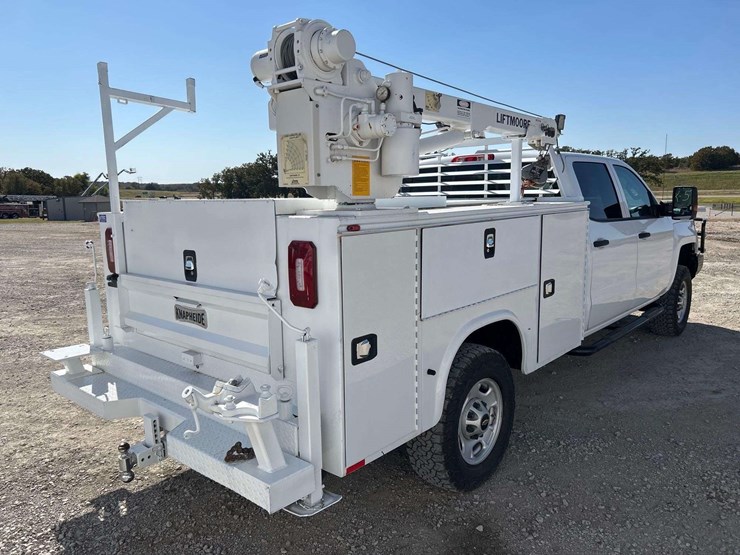 2019-chevrolet-silverado-2500hd-image-3