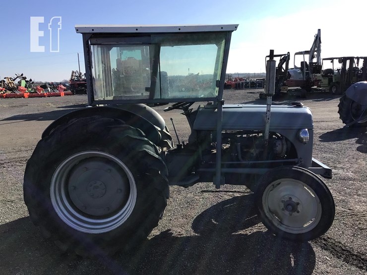 1946-ford-2n-image-4