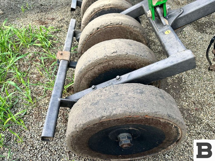 john-deere-1830-image-26