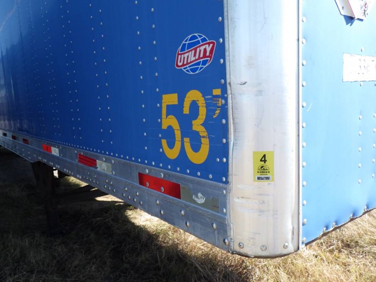 2012-utility-4000d-x-image-5