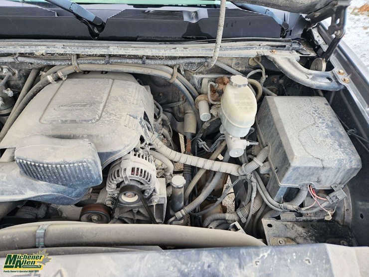 2012-chevrolet-silverado-2500hd-image-19