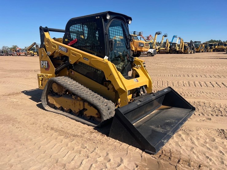 2020-caterpillar-259d3-image-6