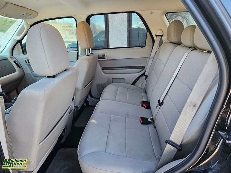 2012-ford-escape-hybrid-image-29