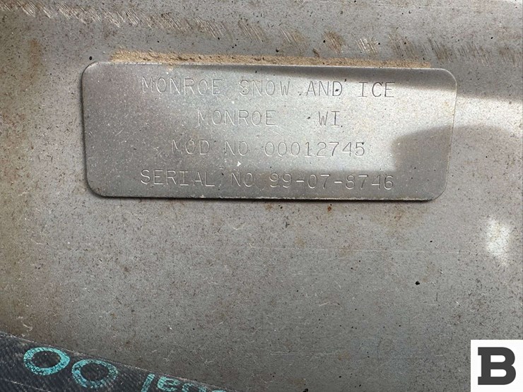 monroe-00012745-snow-and-ice-sander-box---kennewick,-wa-image-11