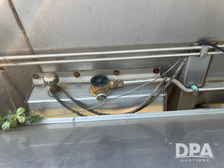 2009-stahly-peterbilt-image-34