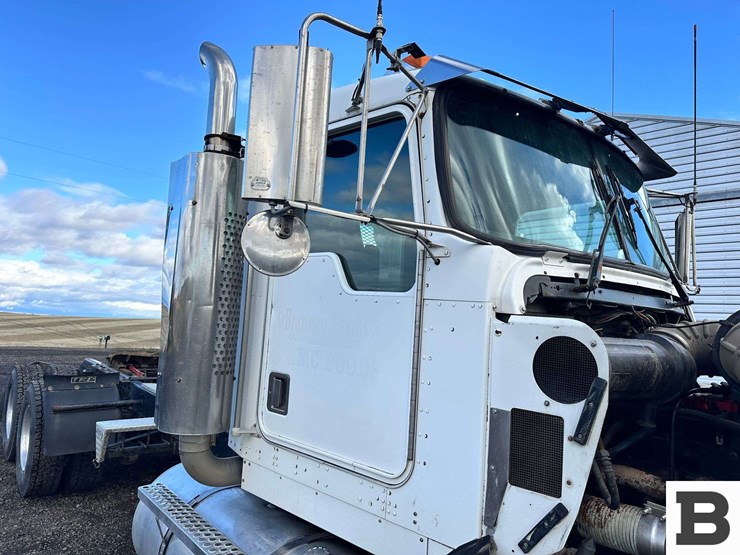 1999-kenworth-t800-image-70