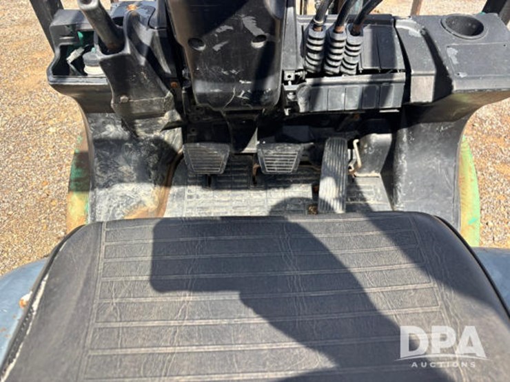 caterpillar-657-image-22