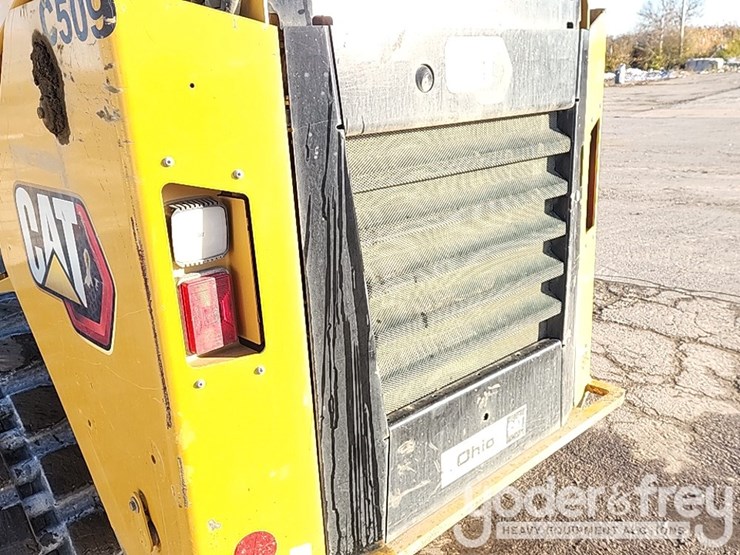 2021-caterpillar-289d3-image-19