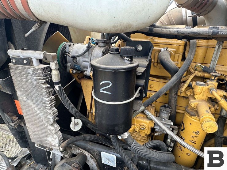 2000-peterbilt-grain-truck---lewiston,-id-image-40