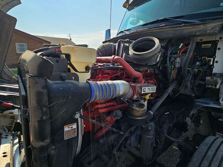 2019-kenworth-t880-image-4