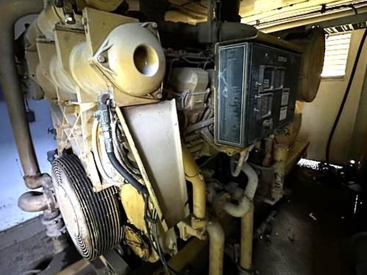 2001-caterpillar-3508-image-4