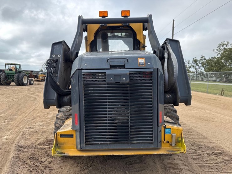 2022-deere-330g-image-7