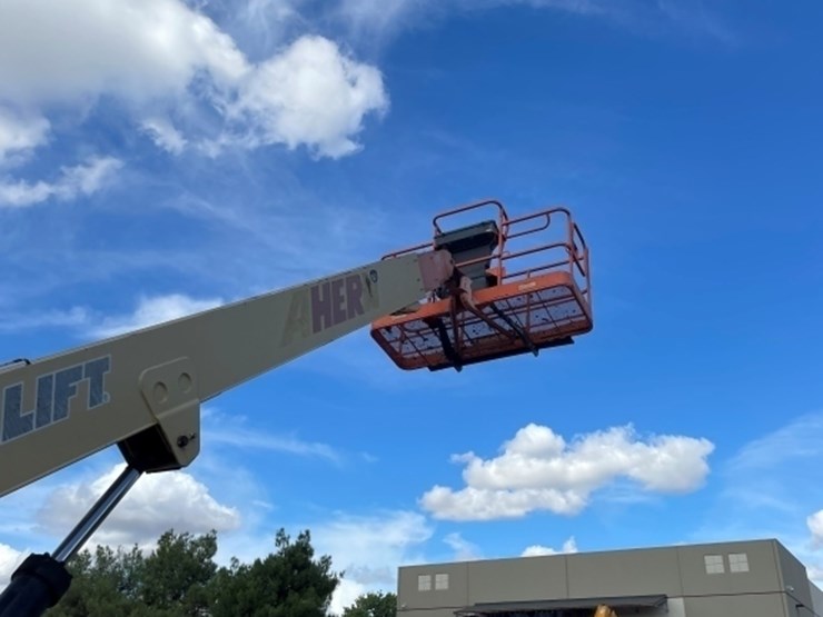 2006-jlg-600s-image-3