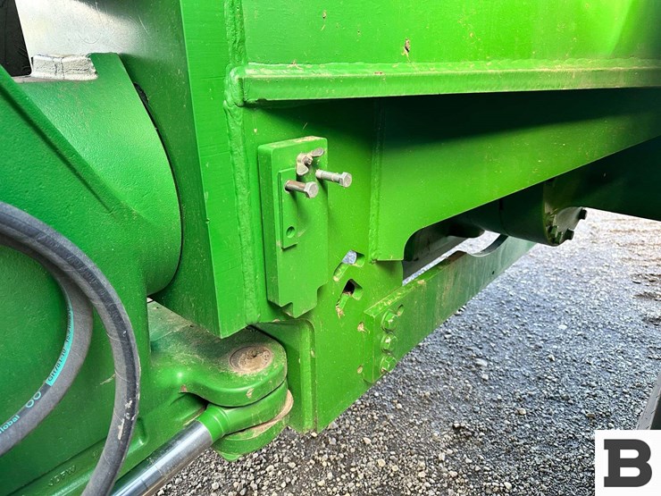 2014-john-deere-9460r-image-36