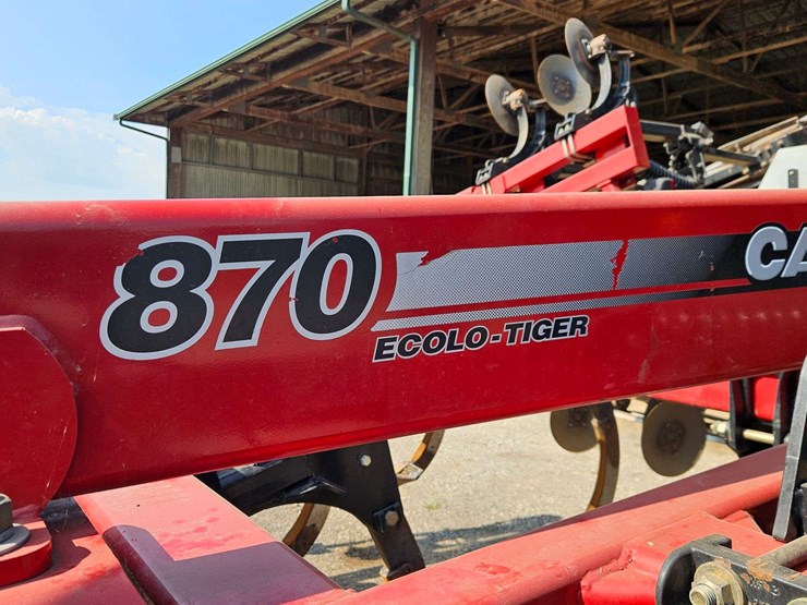 case-870-disk-chisel-plow-image-23