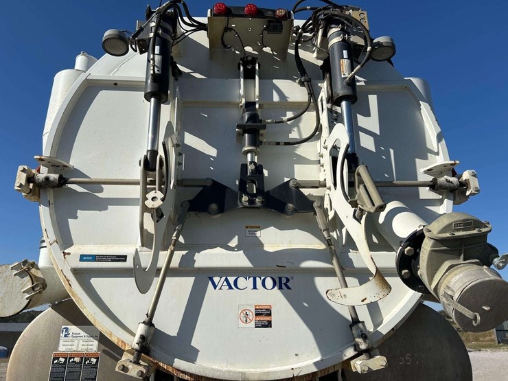 2012-international-workstar-7500-image-15