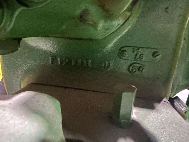 john-deere-70-image-7