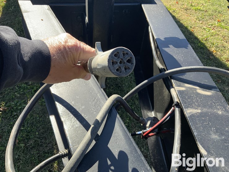 2001-towmaster-t-40-image-11