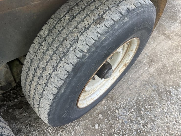 1991-butler-lt-816-ewh-t/a-tilt-deck-trailer-image-14