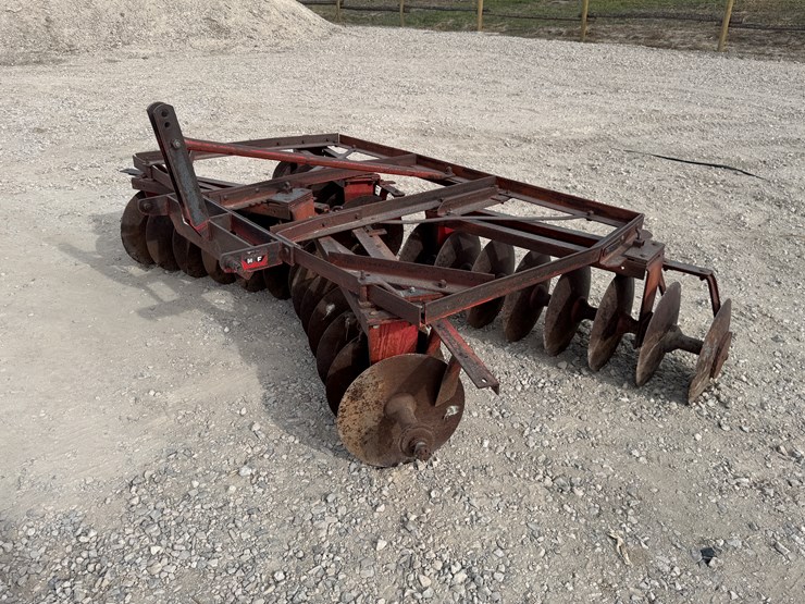 massey-ferguson-3-image-1