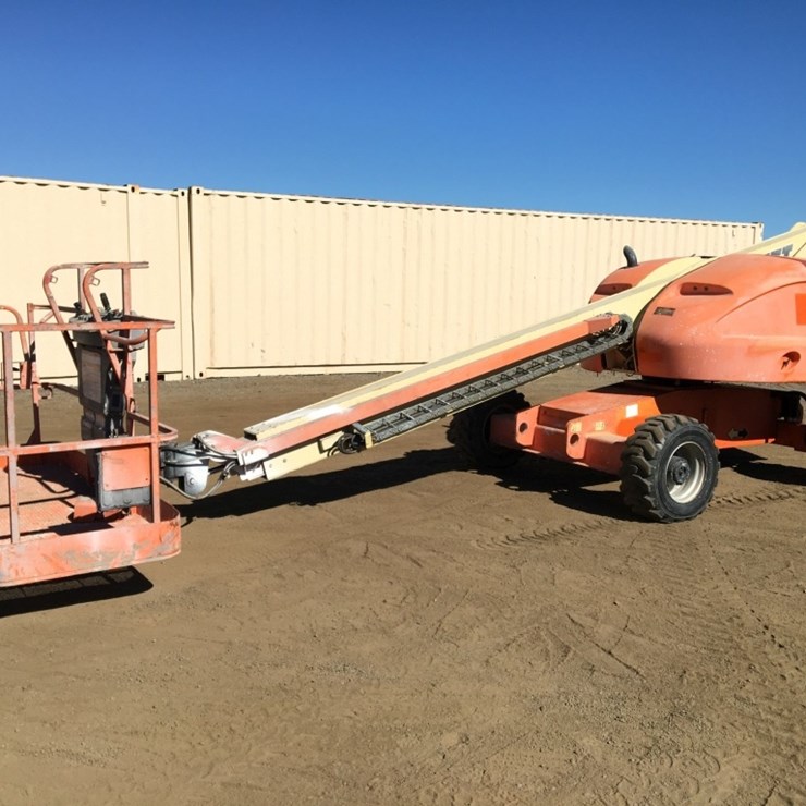 2007 JLG 400S