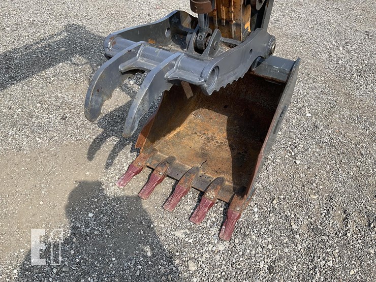 2018-case-cx57c-image-10