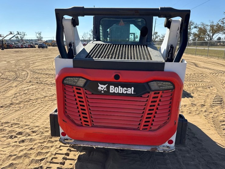 2021-bobcat-t66-image-3