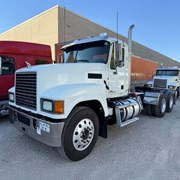 2015 MACK CH613