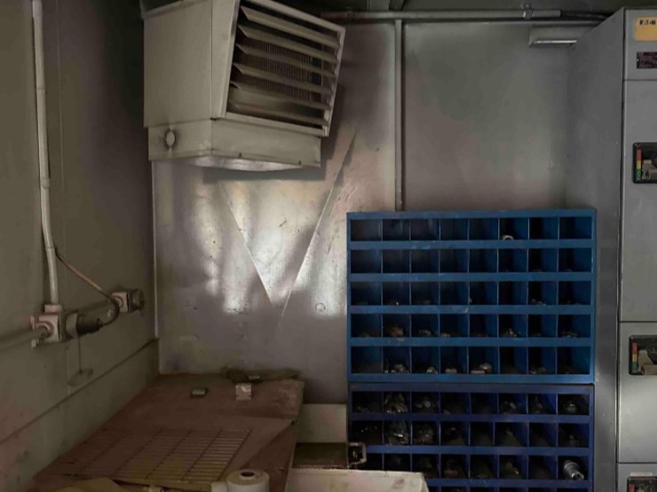 tesco-top-drive-house-w/detroit-diesel-series-60-500kw-diesel-generator-set-image-17