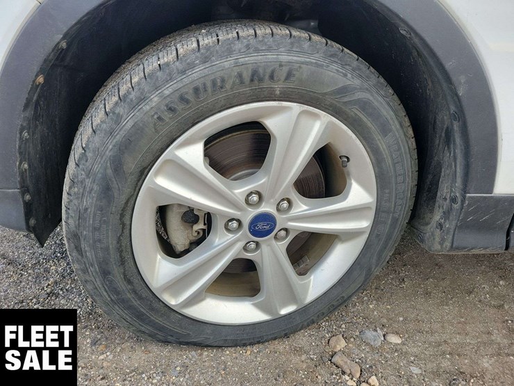 2016-ford-escape-image-9