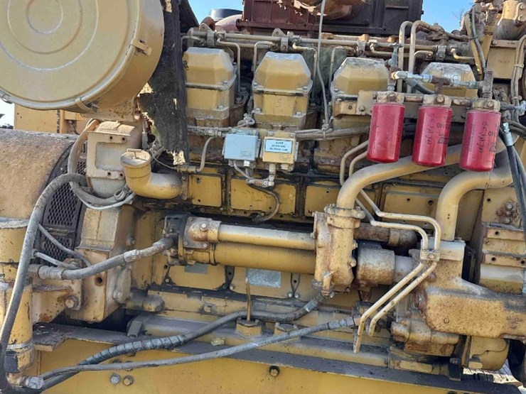 2001-caterpillar-3508-image-12