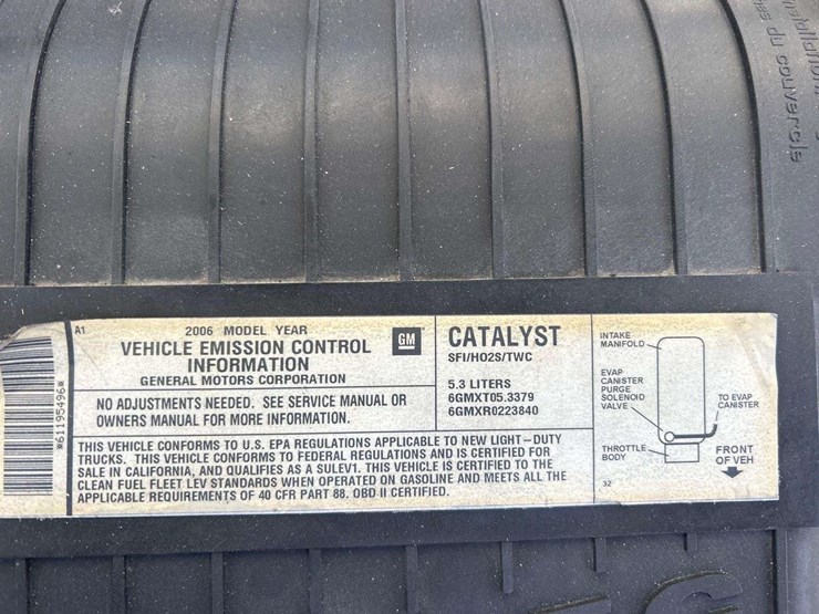 2006-gmc-3500-image-9
