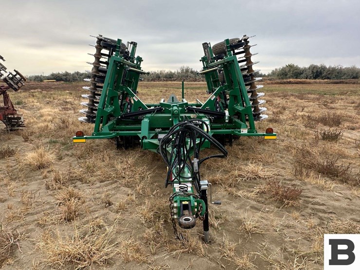 great-plains-2400tm-image-10