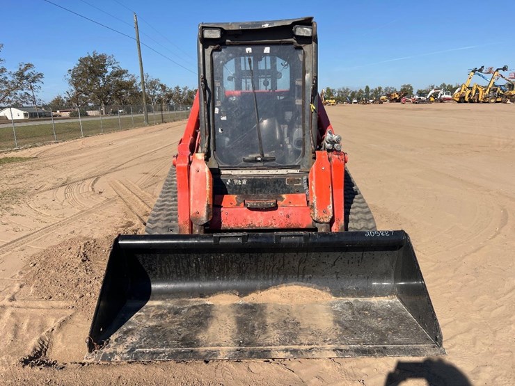 2011-kubota-svl90-2-image-6
