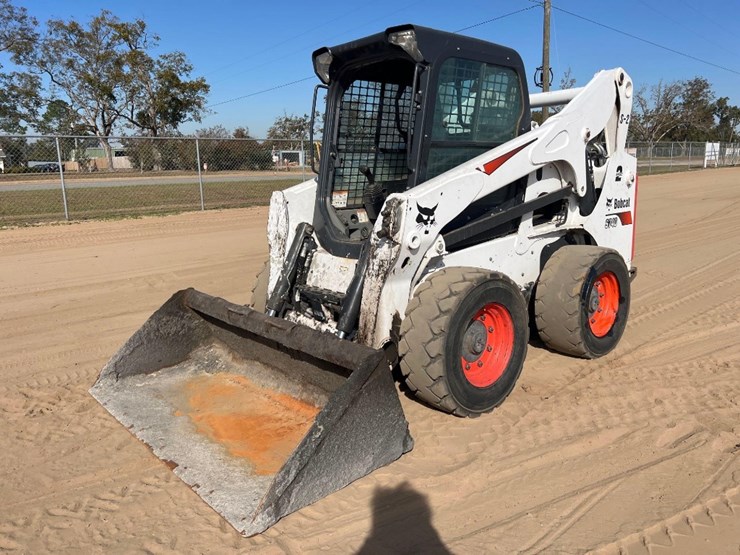2022-bobcat-s740-image-8