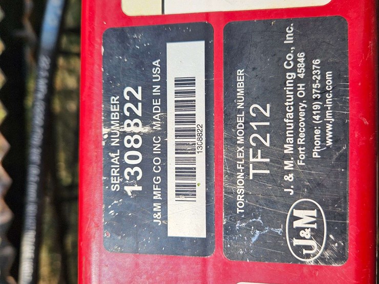 2013-j&m-tf212-image-12