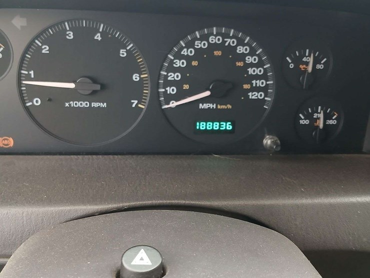 1999-jeep-grand-cherokee-image-10