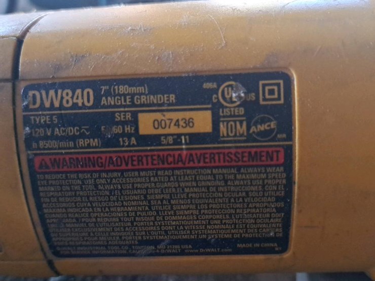 #104-•-dewalt-7"-electric-grinder-image-4