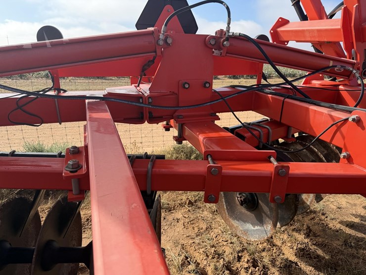 kuhn-krause-8200-36-image-35