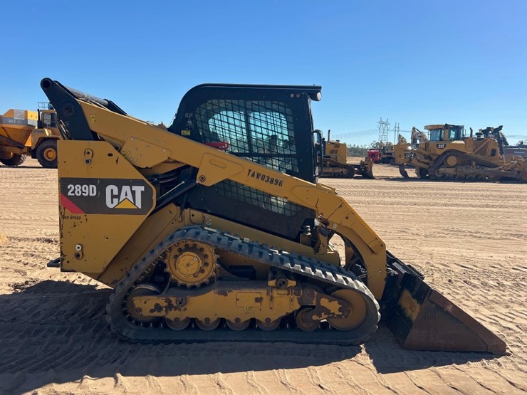 2015-caterpillar-289d-image-5
