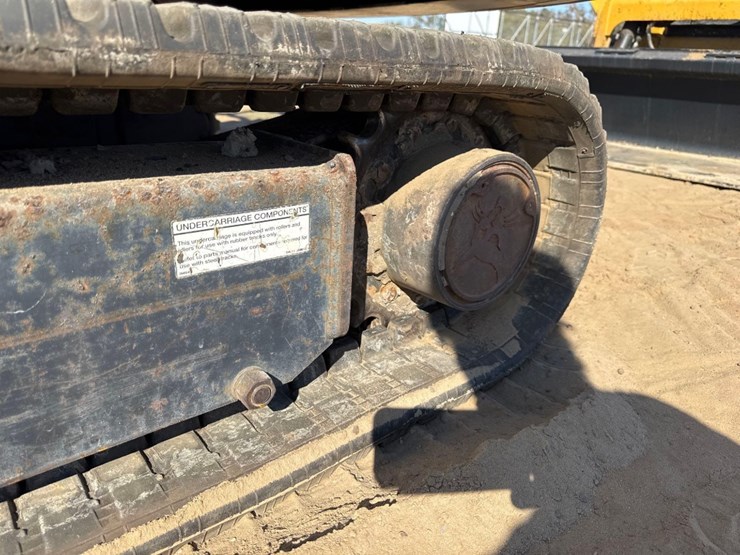 2004-bobcat-331g-image-11